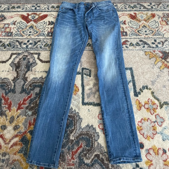 american eagle slim taper